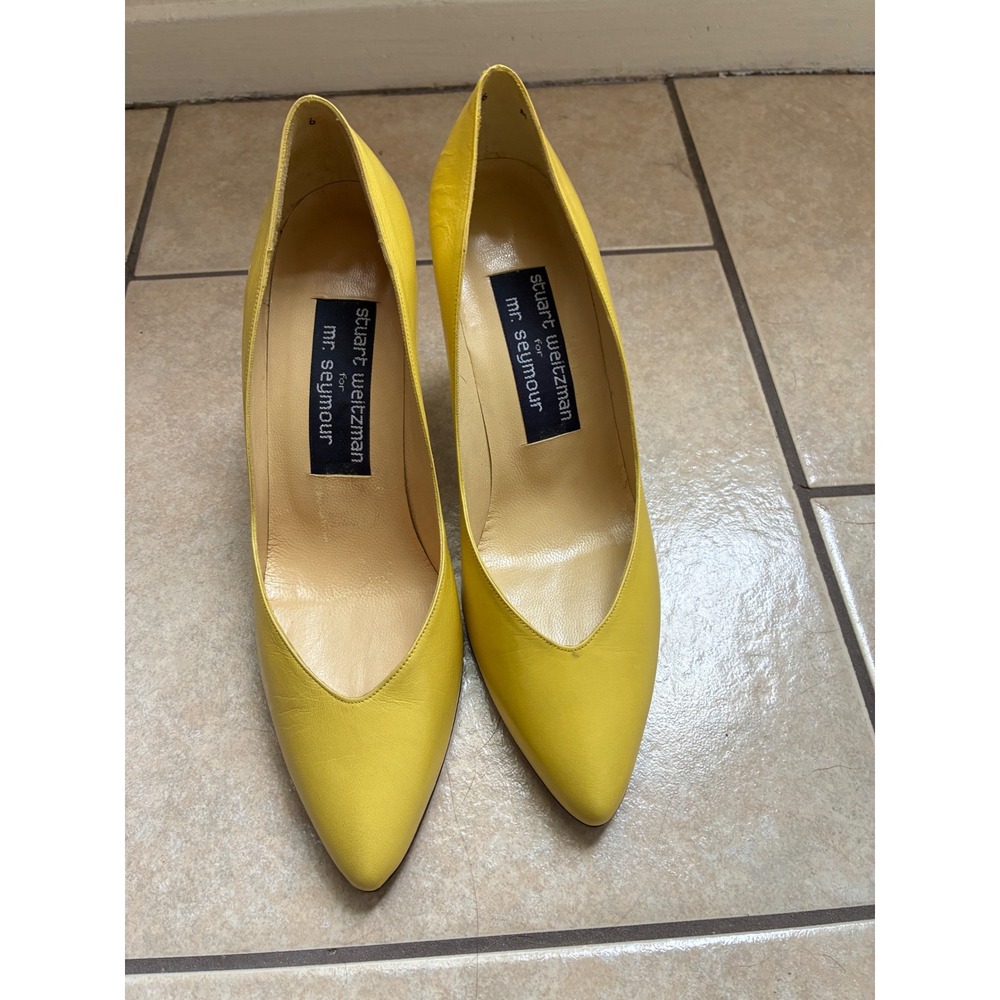 Stuart Weitzman For Mr. Seymour Vintage Pumps Womens Size 6 Sunshine Yellow